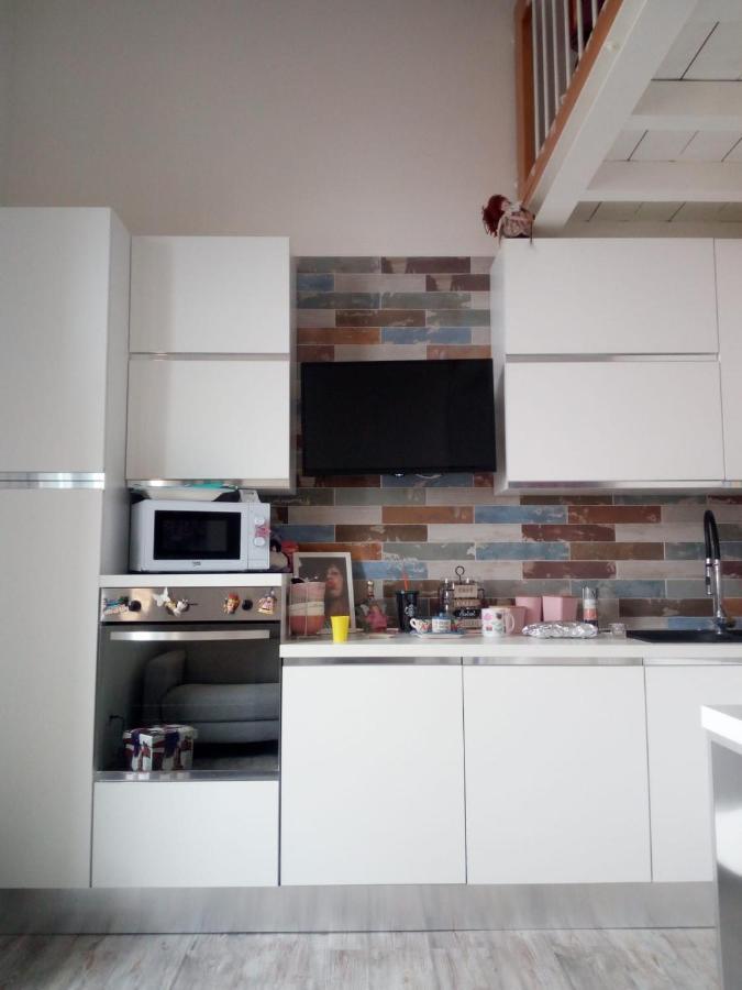 White House Apartment เบรเชีย ภายนอก รูปภาพ